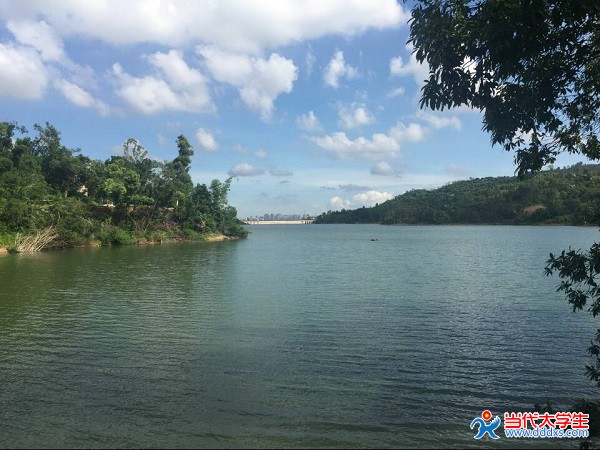 集美大学踏水寻源实践队寻迹水源地居民万水千山总关情