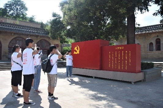 长安大学追寻党的足迹感悟党的初心社会实践活动顺利进行