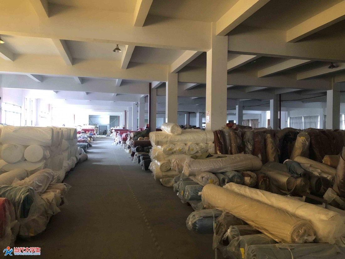 疫情之下绍兴柯桥区纺织产业现状——走访华茂化纤科技园库存车间